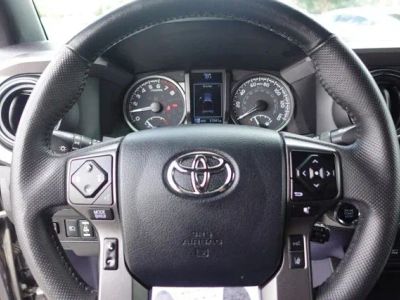 2023 Toyota Tacoma — photo 18 view