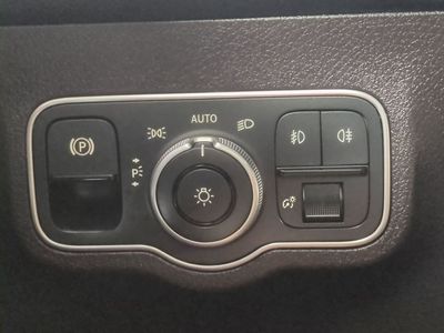 2022 Mercedes-Benz GLB - Photo 30