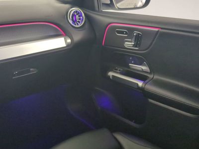 2022 Mercedes-Benz GLB - Photo 20