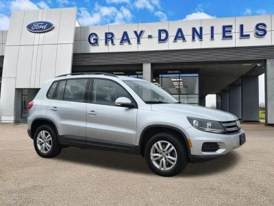 2017 Volkswagen Tiguan - Photo 1