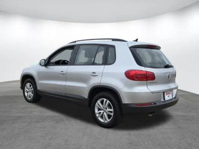 2017 Volkswagen Tiguan - Photo 4
