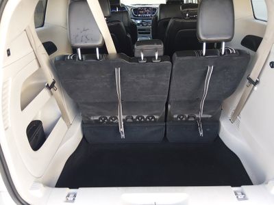 2024 Chrysler Pacifica — photo 11 view