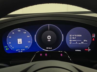 2026 Porsche Macan Electric - Photo 15