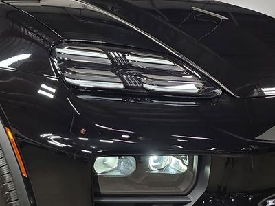 2026 Porsche Macan Electric - Photo 12