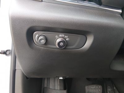 2023 Chevrolet Traverse - Photo 13