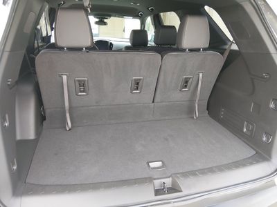 2023 Chevrolet Traverse - Photo 11