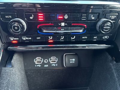 2021 Jeep Grand Cherokee L Limited - Photo 1