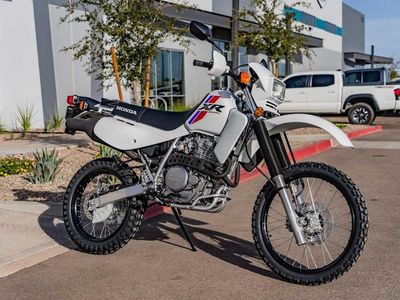 2025 Honda XR650L - Photo 2