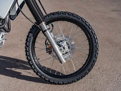 2025 Honda XR650L - Photo 12