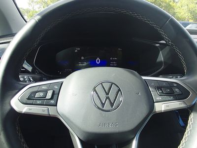 2024 Volkswagen Taos - Photo 12
