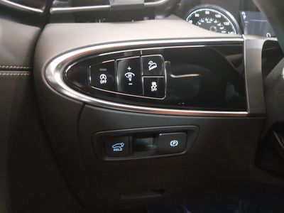 2025 Genesis GV70 - Photo 13