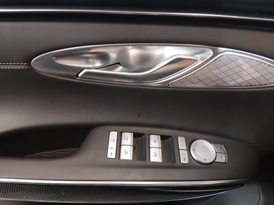 2025 Genesis GV70 - Photo 19
