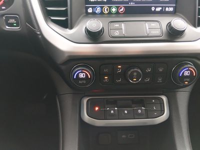2022 GMC Acadia - Photo 13