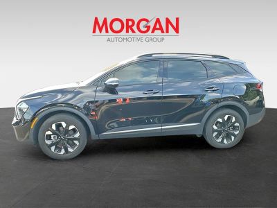 2023 Kia Sportage — interior view