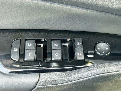 2023 Kia Sportage — photo 18 view