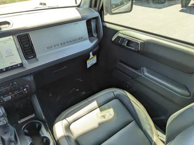 2025 Ford Bronco — photo 15 view