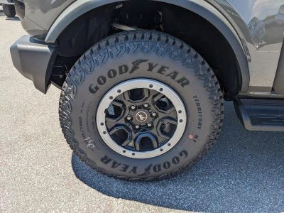 2025 Ford Bronco — photo 32 view