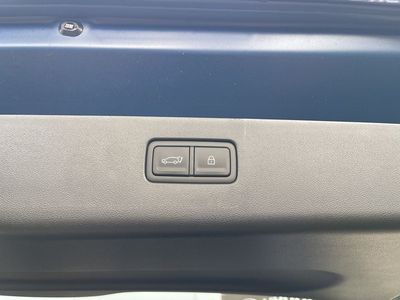 2026 Hyundai IONIQ 9 — photo 12 view