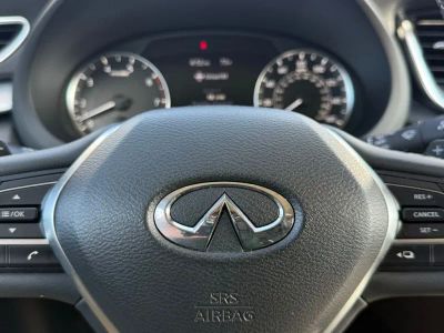 2020 INFINITI QX50 — photo 28 view