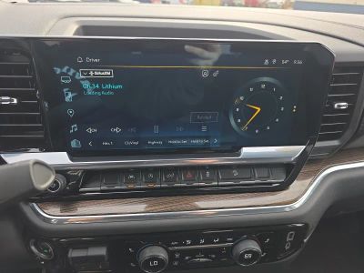2023 Chevrolet Silverado 1500 — photo 11 view