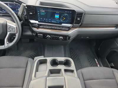 2023 Chevrolet Silverado 1500 — photo 13 view