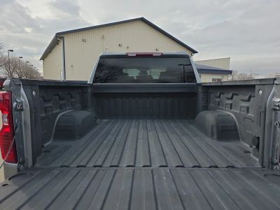 2023 Chevrolet Silverado 1500 — photo 17 view