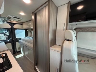 2022 Thor Motor Coach Tellaro - Photo 13