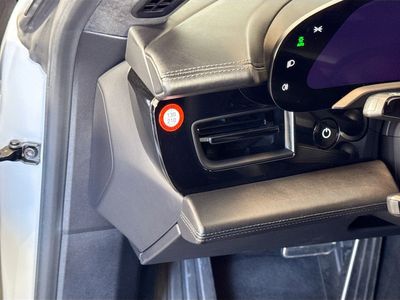 2021 Porsche Taycan - Photo 13