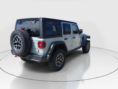 2024 Jeep Wrangler - Photo 7