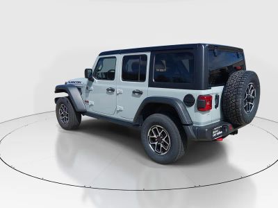 2024 Jeep Wrangler - Photo 5