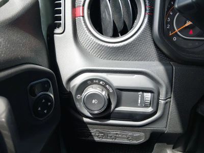 2024 Jeep Wrangler - Photo 12