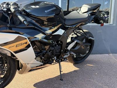2026 Kawasaki Ninja ZX-6R - Photo 12