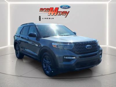 2023 Ford Explorer — rear three-quarter view