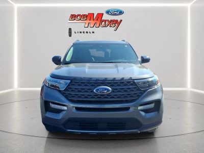 2023 Ford Explorer — side profile view