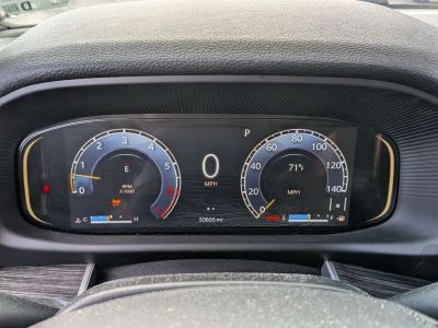 2022 Jeep Wagoneer - Photo 12
