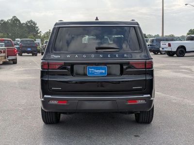 2022 Jeep Wagoneer - Photo 4