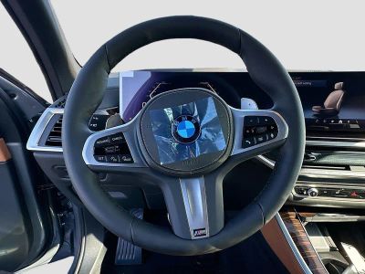 2026 BMW X5 — photo 8 view