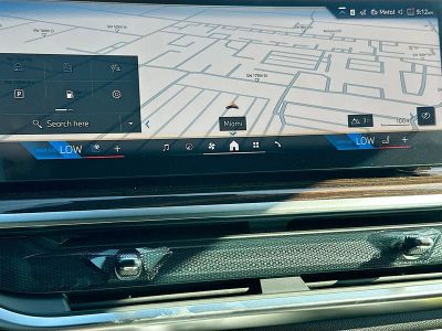 2026 BMW X5 — photo 10 view