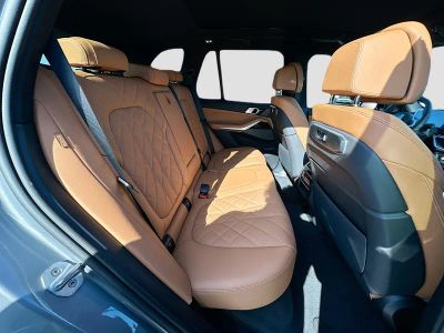 2026 BMW X5 — photo 22 view