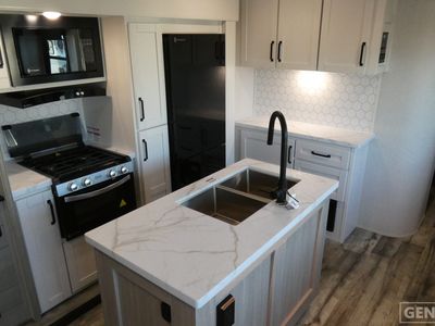 2026 Highland Ridge RV Roamer Light Duty - Photo 7