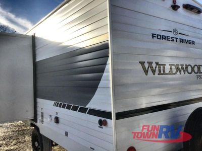 2026 Forest River RV Wildwood FSX - Photo 13