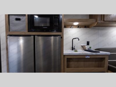 2025 Forest River RV Cherokee Grey Wolf - Photo 22