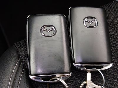 2025 Mazda CX-50 Hybrid - Photo 15
