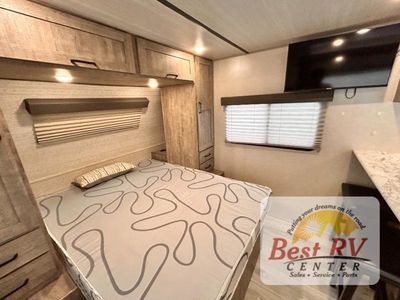 2023 Forest River RV Surveyor Legend - Photo 32