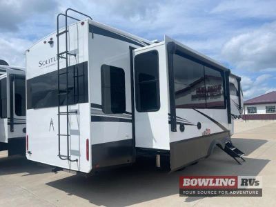 2027 Solitude 310GK — photo 8 view
