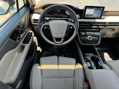 2022 Lincoln Corsair Plug-In Hybrid — photo 15 view