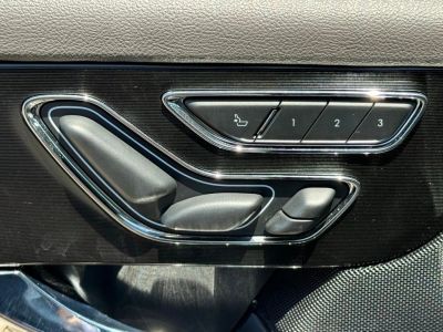 2022 Lincoln Corsair Plug-In Hybrid — photo 17 view