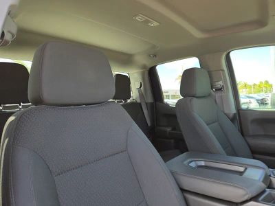 2025 GMC Sierra 1500 — photo 11 view