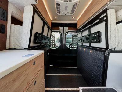 2026 Storyteller Overland DARK MODE — photo 11 view