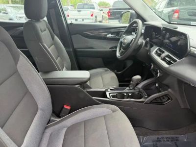 2024 Chevrolet TrailBlazer — photo 9 view